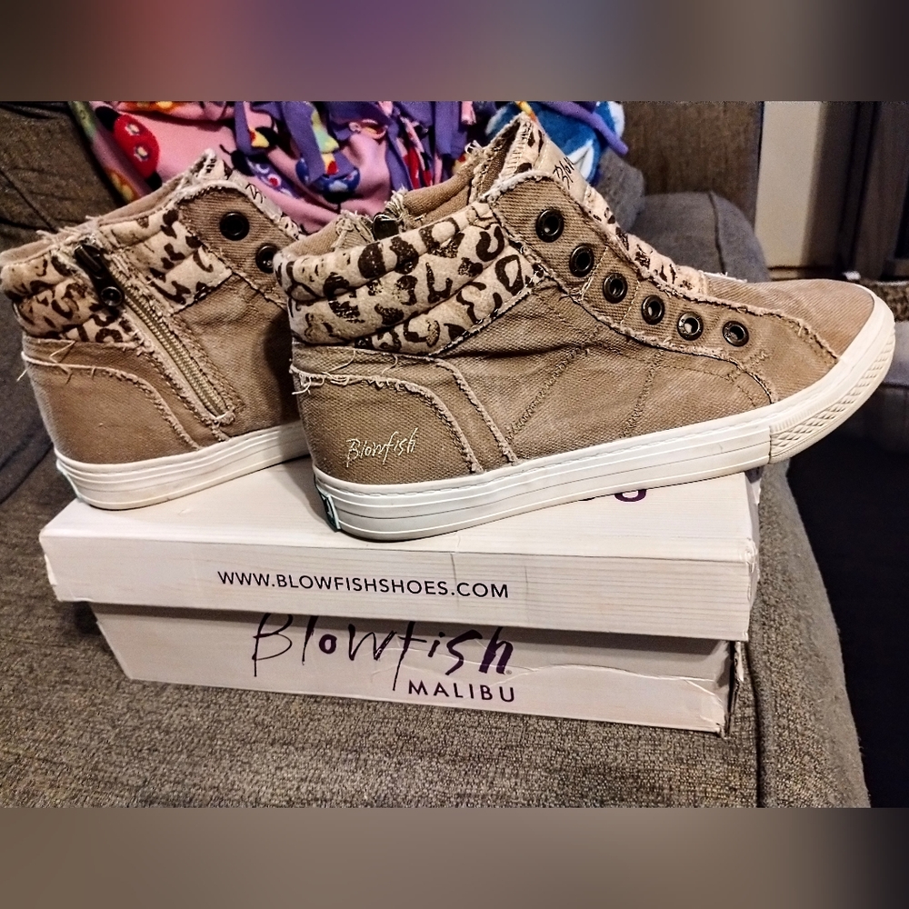 Women's Shoes